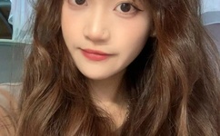 娜扎张翰玩亲亲